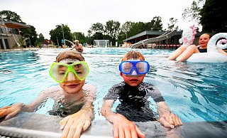 Auch in diesem Jahr zieht es wieder kleine und große Badegäste ins Freibad. Aber wie läuft es bisher konkret? - Gerald Dunkel Auch in diesem Jahr zieht es wieder kleine und große Badegäste ins Freibad. Aber wie läuft es bisher konkret? - Gerald Dunkel