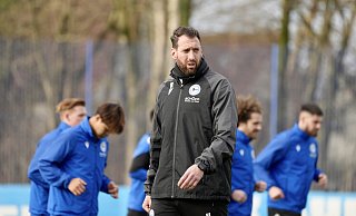 Mitch Kniat reist mit Arminia Bielefeld zum Tabellenletzten SC Freiburg II. - Peter Unger Mitch Kniat reist mit Arminia Bielefeld zum Tabellenletzten SC Freiburg II. - Peter Unger