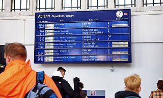 Ein Feuerwehreinsatz ist Grund für das Zugchaos am Rückreise-Sonntag in Bielefeld. (Symbolbild) - Barbara Franke Ein Feuerwehreinsatz ist Grund für das Zugchaos am Rückreise-Sonntag in Bielefeld. (Symbolbild) - Barbara Franke