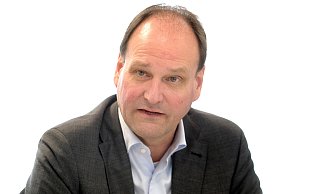 Im Ringen um eine gesicherte wirtschaftliche Zukunft von Miele scheinen die Fronten verhärtet. Im Ringen um eine gesicherte wirtschaftliche Zukunft von Miele scheinen die Fronten verhärtet.
