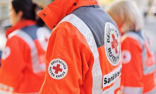 Auch ehrenamtliche vom Deutschen Roten Kreuz (DRK) aus Höxter werden bei der Fußball-Europameisterschaft im Einsatz sein. - Pressearchiv: DRK Auch ehrenamtliche vom Deutschen Roten Kreuz (DRK) aus Höxter werden bei der Fußball-Europameisterschaft im Einsatz sein. - Pressearchiv: DRK