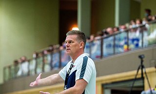Testspiel ? Solche Bezeichnungen sind CVJM-Trainer Thomas Lay vor dem Duell gegen Brake fremd. - Joel Beinke Testspiel ? Solche Bezeichnungen sind CVJM-Trainer Thomas Lay vor dem Duell gegen Brake fremd. - Joel Beinke