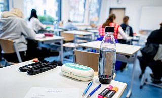 Auf Abiturprüfungen bereiten sich Schülerinnen und Schüler intensiv vor. Der Ausfall des ersten Prüfungstags hat viele in ihrem Lernrhythmus durcheinandergebracht. - Hauke-Christian Dittrich Auf Abiturprüfungen bereiten sich Schülerinnen und Schüler intensiv vor. Der Ausfall des ersten Prüfungstags hat viele in ihrem Lernrhythmus durcheinandergebracht. - Hauke-Christian Dittrich