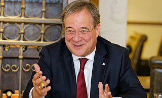 Armin Laschet hat derzeit mit schlechten Umfragewerten zu kämpfen. Im Wahlkampfendspurt zieht es ihn nach Delbrück. - © Andreas Zobe Armin Laschet hat derzeit mit schlechten Umfragewerten zu kämpfen. Im Wahlkampfendspurt zieht es ihn nach Delbrück. - © Andreas Zobe
