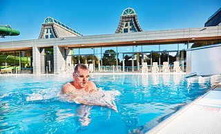 Ein Foto aus dem vergangenen Jahr: Damals konnten Schwimmbegeisterte ab dem 1. August beim Stadtschwimmen in Gütersloh ihre Bahnen ziehen. - Stadtwerke Gütersloh Ein Foto aus dem vergangenen Jahr: Damals konnten Schwimmbegeisterte ab dem 1. August beim Stadtschwimmen in Gütersloh ihre Bahnen ziehen. - Stadtwerke Gütersloh