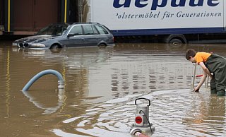 Ein Bild aus dem Sommer 2014: Hier waren vor allem die Anwohner des Markbachs schwer von Überflutungen betroffen. - Björn Kenter Ein Bild aus dem Sommer 2014: Hier waren vor allem die Anwohner des Markbachs schwer von Überflutungen betroffen. - Björn Kenter