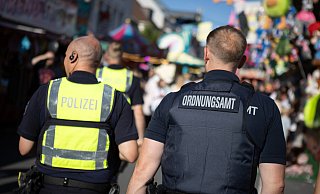 Auch die Paderborner Polizei ist nach der Messer-Tat in Solingen zu vermehrter Präsenz bei Veranstaltungen aufgerufen. - Niklas Tüns Auch die Paderborner Polizei ist nach der Messer-Tat in Solingen zu vermehrter Präsenz bei Veranstaltungen aufgerufen. - Niklas Tüns