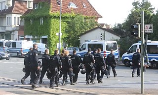 Polizisten des SEK nach dem Ende er Amoklage am Campus Rosenhöhe am Freitag. - Charlotte Mahncke Polizisten des SEK nach dem Ende er Amoklage am Campus Rosenhöhe am Freitag. - Charlotte Mahncke