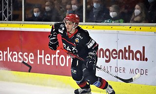 Ehrentreffer: Rustams Begovs traf für die Herforder in Herne zum 1:5-Endstand. - Jürgen Feyerabend Ehrentreffer: Rustams Begovs traf für die Herforder in Herne zum 1:5-Endstand. - Jürgen Feyerabend