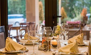 Die Gastronomie im Kreis Höxter steht erneut vor corona-bedingt unsicheren Wochen. - Symbolbild: Pixabay Die Gastronomie im Kreis Höxter steht erneut vor corona-bedingt unsicheren Wochen. - Symbolbild: Pixabay