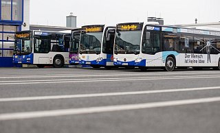 Die Karnevalsparade hat Auswirkungen auf den Fahrplan des Padersprinters. Symbolfoto: Niklas Tüns - Themenbild: Niklas Tüns Die Karnevalsparade hat Auswirkungen auf den Fahrplan des Padersprinters. Symbolfoto: Niklas Tüns - Themenbild: Niklas Tüns