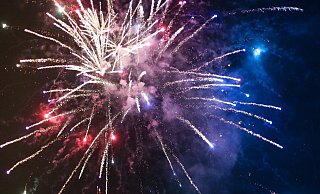 Das Feuerwerk an Silvester ist für viele Tradition. Dieses Jahr sind Raketen, Böller und andere Knaller wieder erlaubt. - Pixabay Symbolbild Das Feuerwerk an Silvester ist für viele Tradition. Dieses Jahr sind Raketen, Böller und andere Knaller wieder erlaubt. - Pixabay Symbolbild