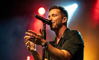 Weltstar Nico Santos begeisterte die Gäste der Gala-Night mit einem Best of seiner bekanntesten Hits. - Stefanie Fust Weltstar Nico Santos begeisterte die Gäste der Gala-Night mit einem Best of seiner bekanntesten Hits. - Stefanie Fust