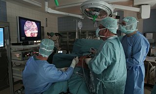 Viele Menschen bleiben Praxen und Krankenhäusern noch fern, weil sie sich aus Angst vor einer Infektion nicht trauen. Das sei unbegründet, sagt Peter Hutmacher. - Gerald Dunkel Viele Menschen bleiben Praxen und Krankenhäusern noch fern, weil sie sich aus Angst vor einer Infektion nicht trauen. Das sei unbegründet, sagt Peter Hutmacher. - Gerald Dunkel