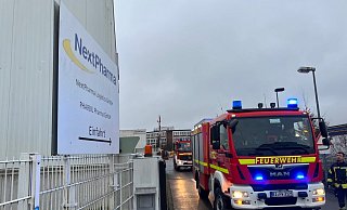 Die Firma Next Pharma Logistics hatte nach Auslaufen einer Flüssigkeit im Lager die Explosionswarnlage ausgelöst. Das Betriebsgelände war für die Presse nicht zugänglich. - Mike-Dennis Mueller / www.mdm.photo Die Firma Next Pharma Logistics hatte nach Auslaufen einer Flüssigkeit im Lager die Explosionswarnlage ausgelöst. Das Betriebsgelände war für die Presse nicht zugänglich. - Mike-Dennis Mueller / www.mdm.photo