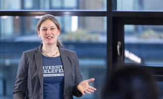 Barbara Hammer leitet an der Universität Bielefeld die Projektgruppe "Maschinelles Lernen" und sucht Lösungen für die drohende Wasserknappheit. - Mike-Dennis Müller / www.mdm.photo Barbara Hammer leitet an der Universität Bielefeld die Projektgruppe "Maschinelles Lernen" und sucht Lösungen für die drohende Wasserknappheit. - Mike-Dennis Müller / www.mdm.photo