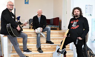 Thorsten Poppke (v. l.), Stephan Wiegand und Linus Thiehoff haben mit dem Team viel Zeit und Herzblut in die Orga des Bühnenprogramms beim Bunten Fest in Warburg gesteckt. So vieles musste dabei bedacht werden. - Buntes Fest Thorsten Poppke (v. l.), Stephan Wiegand und Linus Thiehoff haben mit dem Team viel Zeit und Herzblut in die Orga des Bühnenprogramms beim Bunten Fest in Warburg gesteckt. So vieles musste dabei bedacht werden. - Buntes Fest