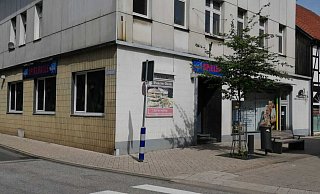 An dieser Spielhalle kam es in der Nacht zu Donnerstag zu einem Überfall. - Burkhard Battran An dieser Spielhalle kam es in der Nacht zu Donnerstag zu einem Überfall. - Burkhard Battran
