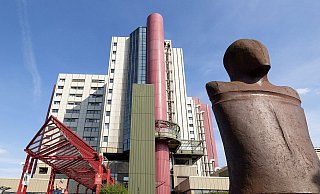Der Besuch von Angehörigen im Krankenhaus ist jetzt einfacher. - Oliver Krato Der Besuch von Angehörigen im Krankenhaus ist jetzt einfacher. - Oliver Krato