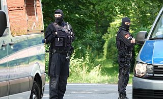 Die Polizei hat seit Mittwoch die Bielefelder Hells Angels im Fokus. Sie versucht eine brutale Gewalttat aufzuklären. - Paul Brinkmann Die Polizei hat seit Mittwoch die Bielefelder Hells Angels im Fokus. Sie versucht eine brutale Gewalttat aufzuklären. - Paul Brinkmann