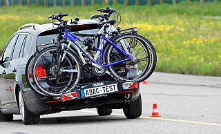 Der ADAC hat im Jahr 2019 verschiedene Fahrradträger auf ihre Sicherheit getestet. Die Ergebnisse sind unter www.adac.de einsehbar. - ADAC/Ralph Wagner Der ADAC hat im Jahr 2019 verschiedene Fahrradträger auf ihre Sicherheit getestet. Die Ergebnisse sind unter www.adac.de einsehbar. - ADAC/Ralph Wagner