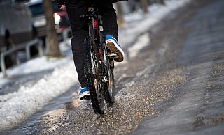 Fahrrad fahren im Winter birgt einige Tücken. Der ADFC gibt Ratschläge. - dpa Fahrrad fahren im Winter birgt einige Tücken. Der ADFC gibt Ratschläge. - dpa