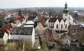 Der Janup mit der Jakobi-Kirche dahinter - gesehen aus dem Riesenrad zur Osterkirmes 2018. Links im Bild stehen das Carl-Severing-Haus und das Dohm-Hotel. Die Gebäude unten rechts sind inzwischen abgerissen. - Frank-Michael Kiel-Steinkamp Der Janup mit der Jakobi-Kirche dahinter - gesehen aus dem Riesenrad zur Osterkirmes 2018. Links im Bild stehen das Carl-Severing-Haus und das Dohm-Hotel. Die Gebäude unten rechts sind inzwischen abgerissen. - Frank-Michael Kiel-Steinkamp