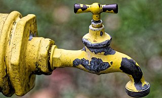Gartenwasserleitungen leiden, wenn sie vor dem Winter nicht entleert werden. - Pixabay/Alexa Gartenwasserleitungen leiden, wenn sie vor dem Winter nicht entleert werden. - Pixabay/Alexa