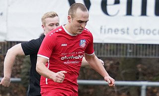 Yannick Greitschus traf zweimal beim 3:2-Sieg der Herringhauser ggen Union Minden - Yvonne Gottschlich Yannick Greitschus traf zweimal beim 3:2-Sieg der Herringhauser ggen Union Minden - Yvonne Gottschlich