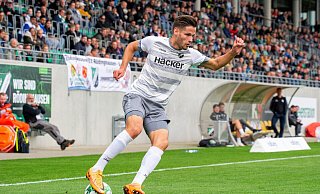 Drittligafußball im Häcker Wiehenstadion? Die Spieler des SV Rödinghausen, hier Kevin Hoffmeier, haben jetzt Klarheit. - Joel Beinke Drittligafußball im Häcker Wiehenstadion? Die Spieler des SV Rödinghausen, hier Kevin Hoffmeier, haben jetzt Klarheit. - Joel Beinke