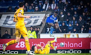 Arminia Bielefeld unterliegt Dynamo Dresden mit 0:1. - Sarah Jonek Fotografie Arminia Bielefeld unterliegt Dynamo Dresden mit 0:1. - Sarah Jonek Fotografie