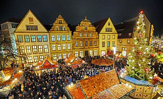 Der Weihnachtsmarkt Bielefeld findet statt. Ab Montag sollen Bändchen die Kontrollen erleichtern. - Sarah Jonek Der Weihnachtsmarkt Bielefeld findet statt. Ab Montag sollen Bändchen die Kontrollen erleichtern. - Sarah Jonek