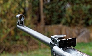 Offenbar mit einem Luftgewehr ist am Samstagabend, 16. März, auf ein Wohnhaus in Künsebeck geschossen worden. - Pixabay Offenbar mit einem Luftgewehr ist am Samstagabend, 16. März, auf ein Wohnhaus in Künsebeck geschossen worden. - Pixabay