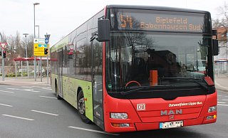 Dieser Bus fährt vom Kleinbahnhof Enger nach Bielefeld. - Franz Purucker Dieser Bus fährt vom Kleinbahnhof Enger nach Bielefeld. - Franz Purucker