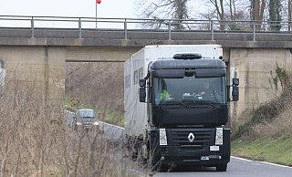 Die B611-Brücke über den Großen Kamp muss neu gebaut werden. - Dirk Windmöller Die B611-Brücke über den Großen Kamp muss neu gebaut werden. - Dirk Windmöller