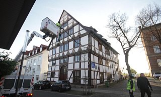 Die Weinachtsbeleuchtung Warburg wird installiert. - Dieter Scholz Die Weinachtsbeleuchtung Warburg wird installiert. - Dieter Scholz