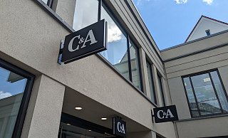 Der C&A am Herforder Augustinerplatz ist von den Schließungsplänen des Unternehmens nicht betroffen. - Susanne Blersch Der C&A am Herforder Augustinerplatz ist von den Schließungsplänen des Unternehmens nicht betroffen. - Susanne Blersch
