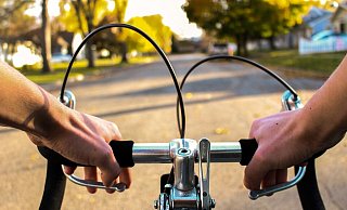 Ein 40-jähriger Radfahrer ist gestürzt. - Pixabay (Symbolbild) Ein 40-jähriger Radfahrer ist gestürzt. - Pixabay (Symbolbild)