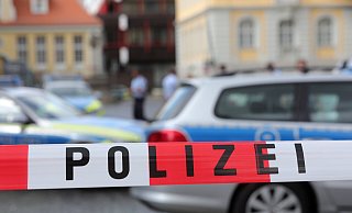Nach einer Bombendrohung hat die Polizei den Gefahrenbereich um die Ausgabestelle der Tafel in Lübbecke abgesperrt. - Symbolfoto: Frank-Michael Kiel-Steinkamp Nach einer Bombendrohung hat die Polizei den Gefahrenbereich um die Ausgabestelle der Tafel in Lübbecke abgesperrt. - Symbolfoto: Frank-Michael Kiel-Steinkamp