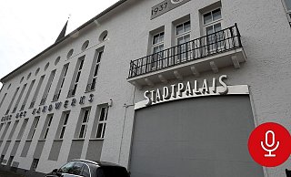 In der Nacht zum Nikolaustag 2020 sollen vor dem Stadtpalais Schüsse gefallen sein. Ein 38-jähriger wurde am Bein getroffen - ein Mordversuch?. - Wolfgang Rudolf In der Nacht zum Nikolaustag 2020 sollen vor dem Stadtpalais Schüsse gefallen sein. Ein 38-jähriger wurde am Bein getroffen - ein Mordversuch?. - Wolfgang Rudolf