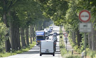 Irrelevant, klimaschädlich: So bezeichnet Werner Reh den geplanten Ausbau der B 61 zwischen Bielefeld und Gütersloh. Foto: Christian Weische - Christian Weische Irrelevant, klimaschädlich: So bezeichnet Werner Reh den geplanten Ausbau der B 61 zwischen Bielefeld und Gütersloh. Foto: Christian Weische - Christian Weische