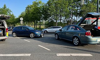 Bei dem Unfall am Freitagmorgen in Gütersloh wurde eine Autofahrerin verletzt. - Thorsten Heß Bei dem Unfall am Freitagmorgen in Gütersloh wurde eine Autofahrerin verletzt. - Thorsten Heß