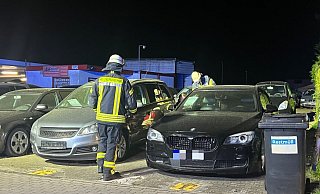 Tatort Herforder Straße: Der Brandstifter nahm einen BMW ins Visier. - Charlotte Mahncke Tatort Herforder Straße: Der Brandstifter nahm einen BMW ins Visier. - Charlotte Mahncke