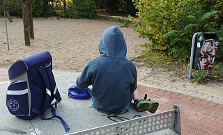 Ab wann ist ein Kind schulfähig? Das ist gesetzlich geregelt – aber es kann auch zu heftigen Folgen führen, für Kinder und für Eltern sowie das gesamte Umfeld. Wenn das Kind noch nicht so weit ist. - picture alliance / Jens Kalaene/dpa-Zentralbild/dpa Ab wann ist ein Kind schulfähig? Das ist gesetzlich geregelt – aber es kann auch zu heftigen Folgen führen, für Kinder und für Eltern sowie das gesamte Umfeld. Wenn das Kind noch nicht so weit ist. - picture alliance / Jens Kalaene/dpa-Zentralbild/dpa