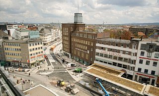 Ab Dienstag halten erstmals Busse an der neuen Haltestelle in der Friedrich-Verleger-Straße. - Stadt Ab Dienstag halten erstmals Busse an der neuen Haltestelle in der Friedrich-Verleger-Straße. - Stadt