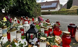 Die Anteilnahme am Tod der jungen Frau war nach Bekanntwerden der blutigen Tat am Ingolstädter Weg riesig. - Jens Reichenbach Die Anteilnahme am Tod der jungen Frau war nach Bekanntwerden der blutigen Tat am Ingolstädter Weg riesig. - Jens Reichenbach