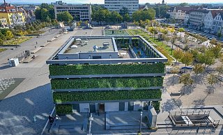 So sieht er heute aus: Der Kesselbrink mit 26.000 Quadratemtern einer der größten Innenstadtplätze im Land polarisert. - Andreas Zobe So sieht er heute aus: Der Kesselbrink mit 26.000 Quadratemtern einer der größten Innenstadtplätze im Land polarisert. - Andreas Zobe