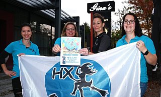 Verena Hermanns (v. l.), Simone Kube, Gina Balke von Gina's Bar und Diana Freytag freuen sich auf die fünfte Jahreszeit. - Thomas Kube Verena Hermanns (v. l.), Simone Kube, Gina Balke von Gina's Bar und Diana Freytag freuen sich auf die fünfte Jahreszeit. - Thomas Kube