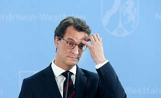 NRW-Ministerpräsident Hendrik Wüst (CDU) führt seit zwei Jahren eine schwarz-grüne Koalition in NRW. - Roland Weihrauch NRW-Ministerpräsident Hendrik Wüst (CDU) führt seit zwei Jahren eine schwarz-grüne Koalition in NRW. - Roland Weihrauch