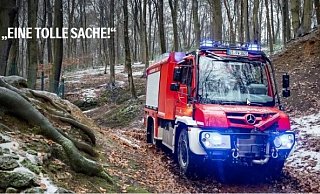 In dem zweiminütigen Film wird das Tanklöschfahrzeug unter anderem im Teutoburger Wald inszeniert. - Mercedes-Benz In dem zweiminütigen Film wird das Tanklöschfahrzeug unter anderem im Teutoburger Wald inszeniert. - Mercedes-Benz